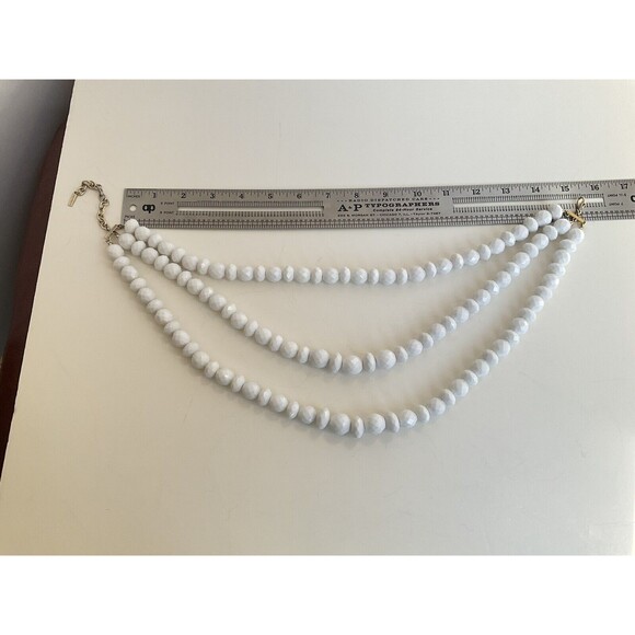 Sugarfix Necklace 3-Strand White Beaded Statement 60s Style Baubles VTG Look. - Picture 5 of 6